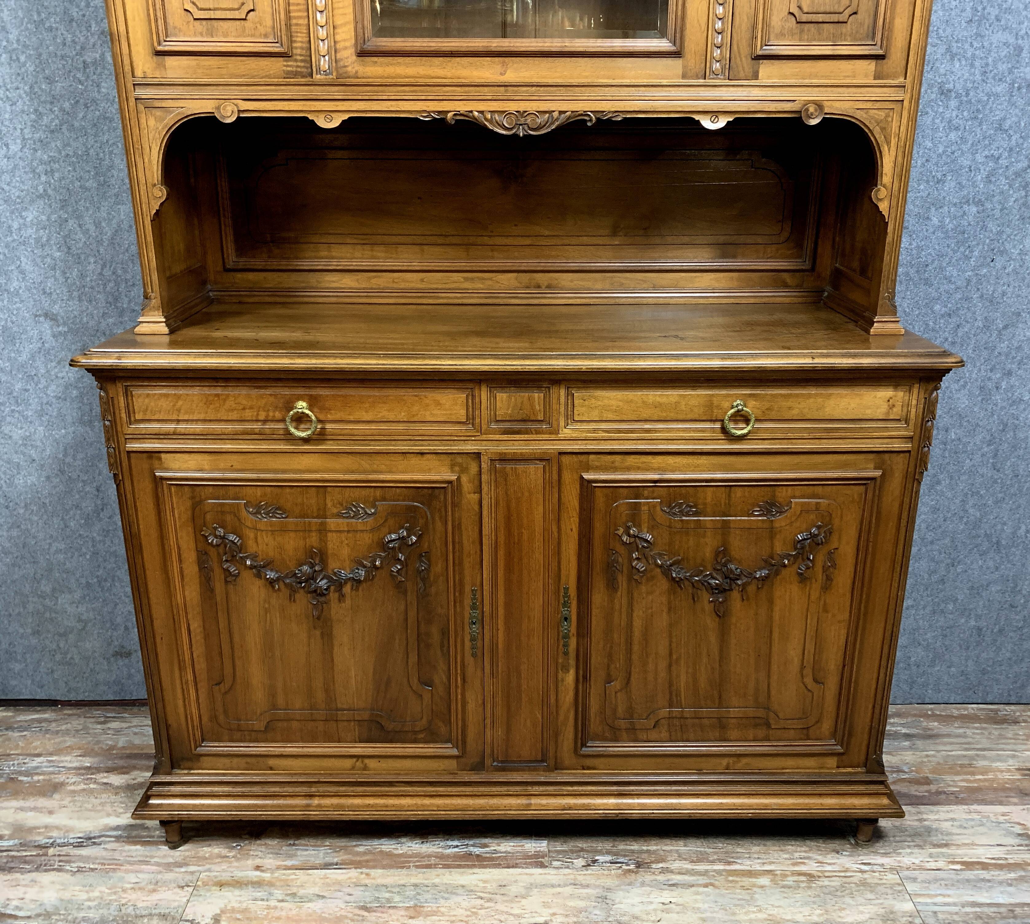 Buffet two bodies Louis XVI in solid walnut with blond patina around 1880-1900