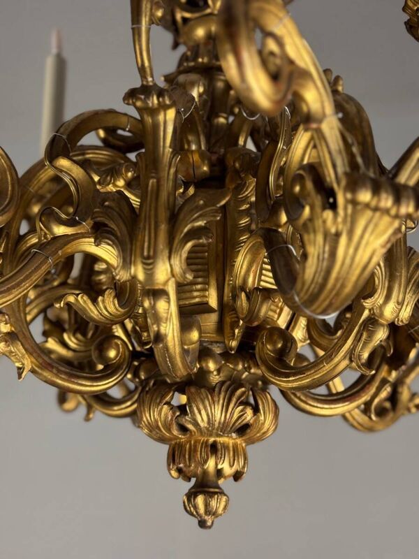 Lustre En Bois Sculpté Et Doré, 18 Bras De Lumière, Italie Vers 1880