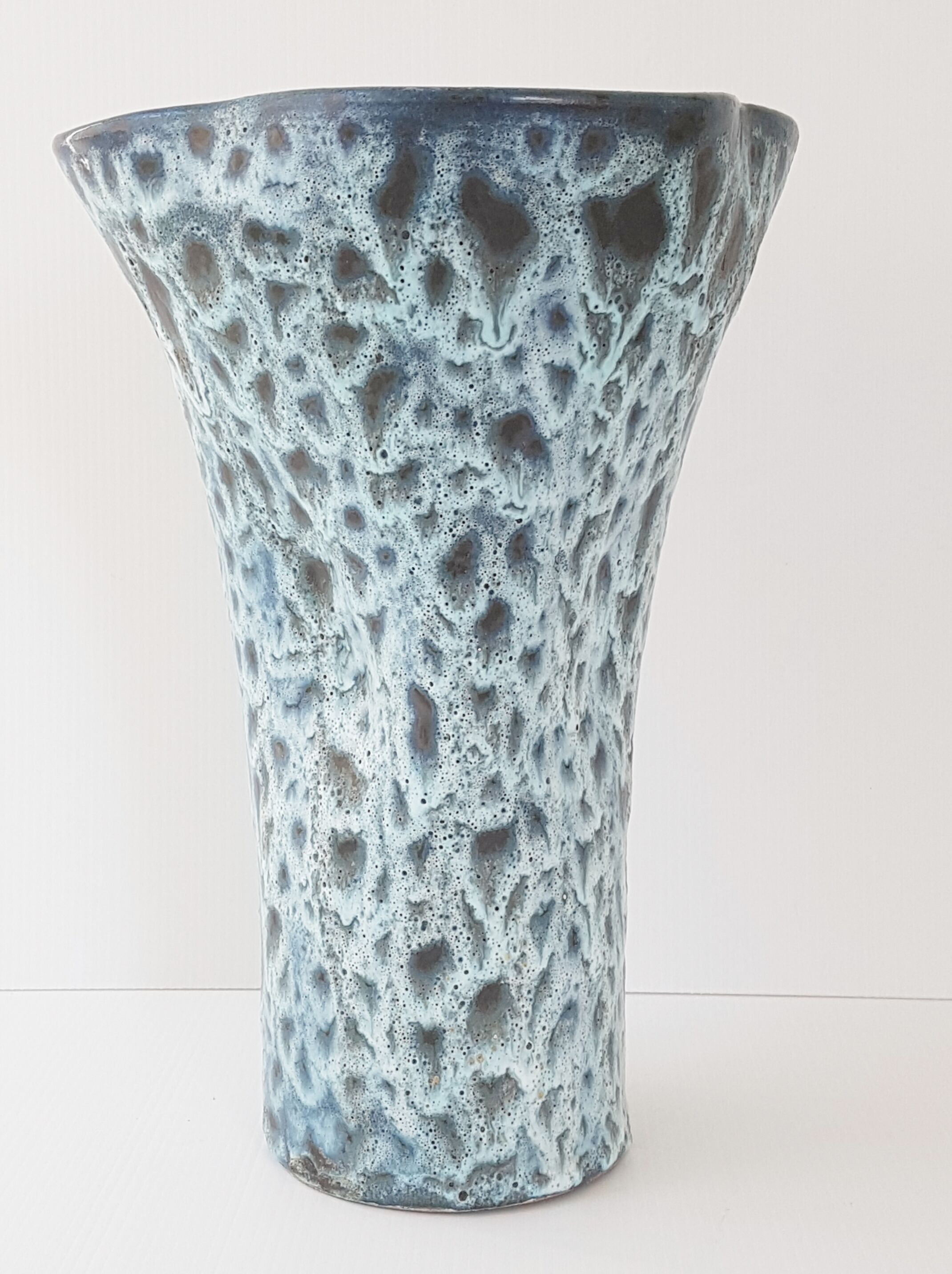 Vintage 1960 ceramic vase