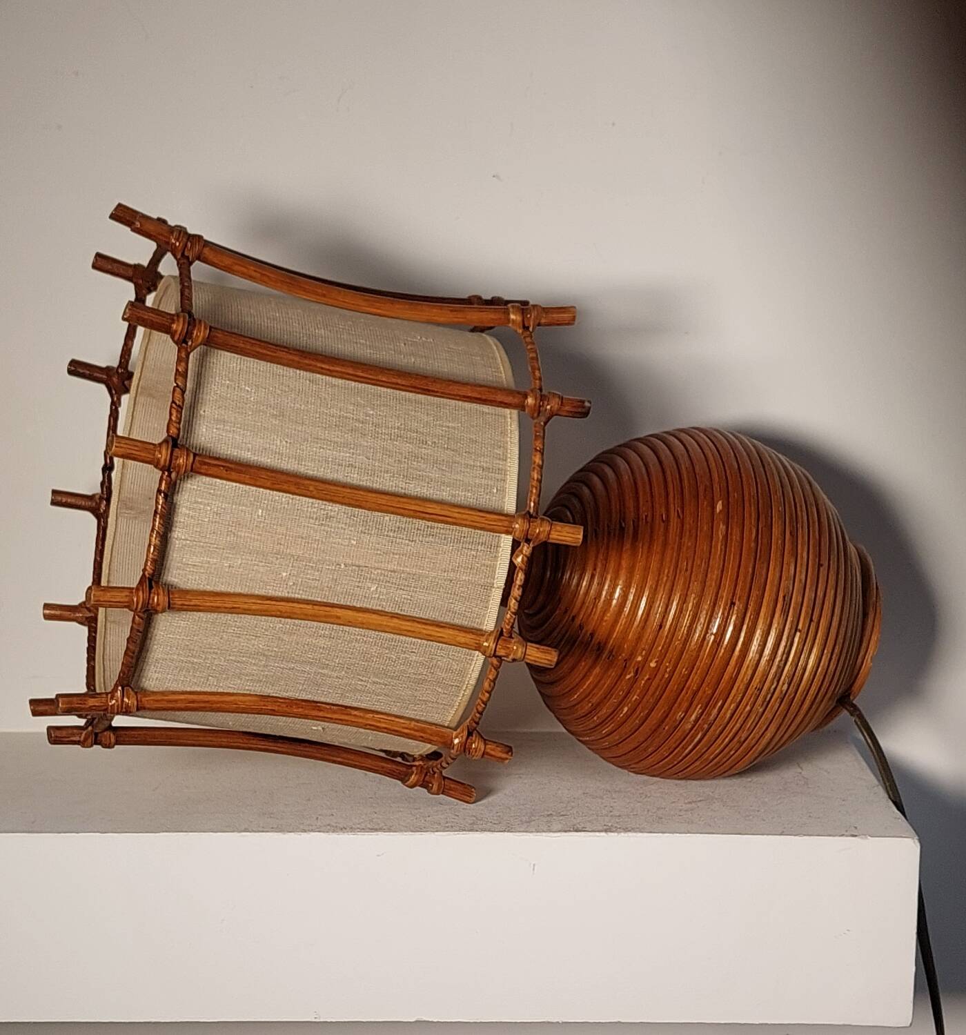 Rattan lamp