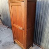 Parisian wardrobe - Bonnetière