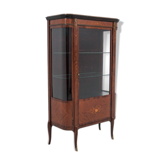 Antique vitrine