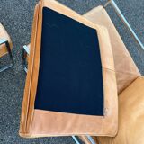 Paire de fauteuils chauffeuses contemporains cuir
