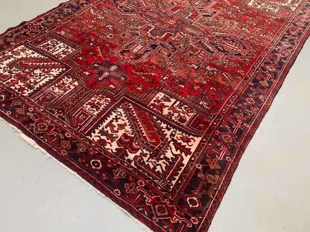 Antique Heriz Rug 335x235 cm Wool Oriental Hand Made Carpet Red, Brown, Blue