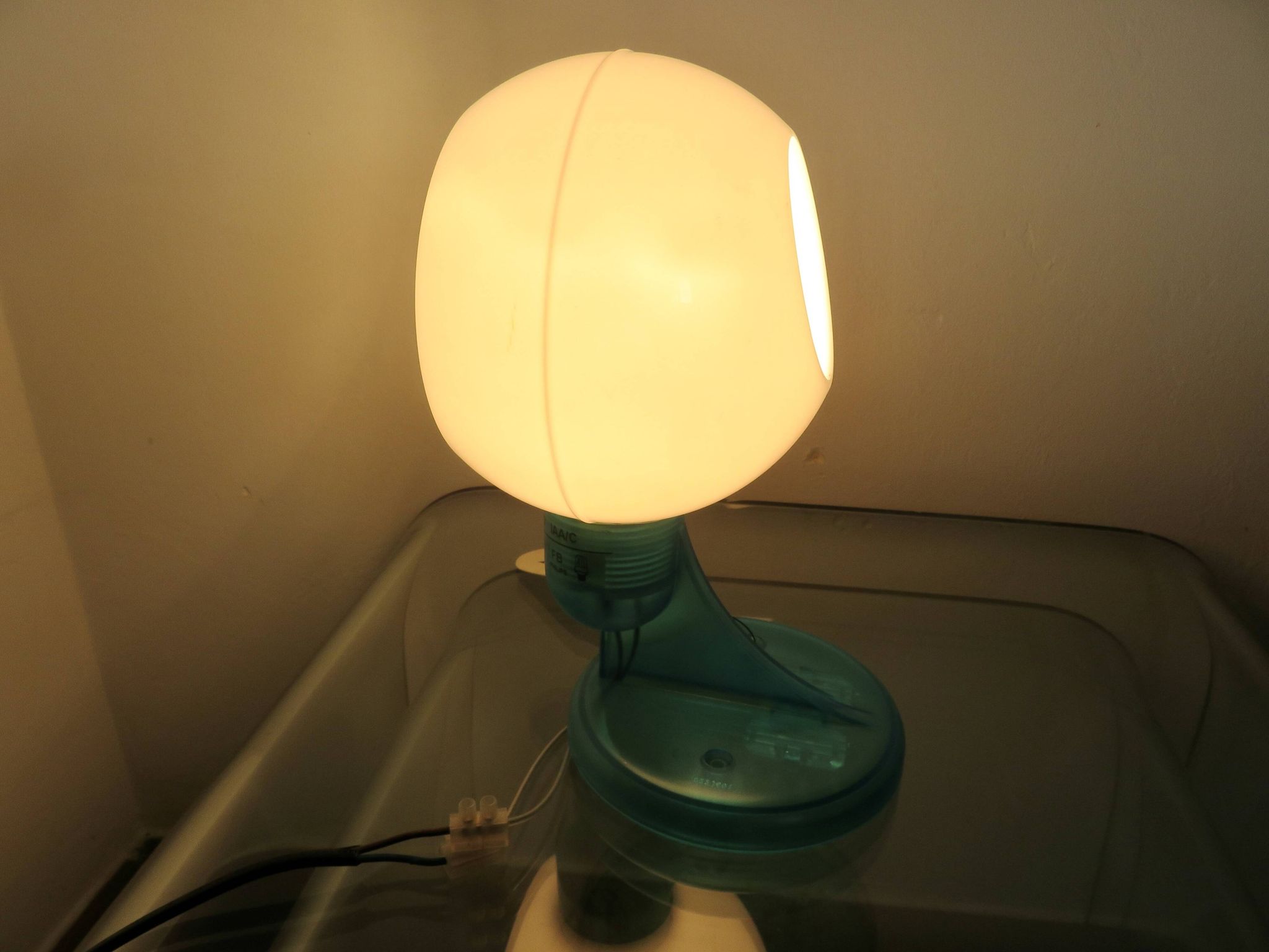 Artemide “libera” wall lamp designed by Michele de Lucchi, 2013