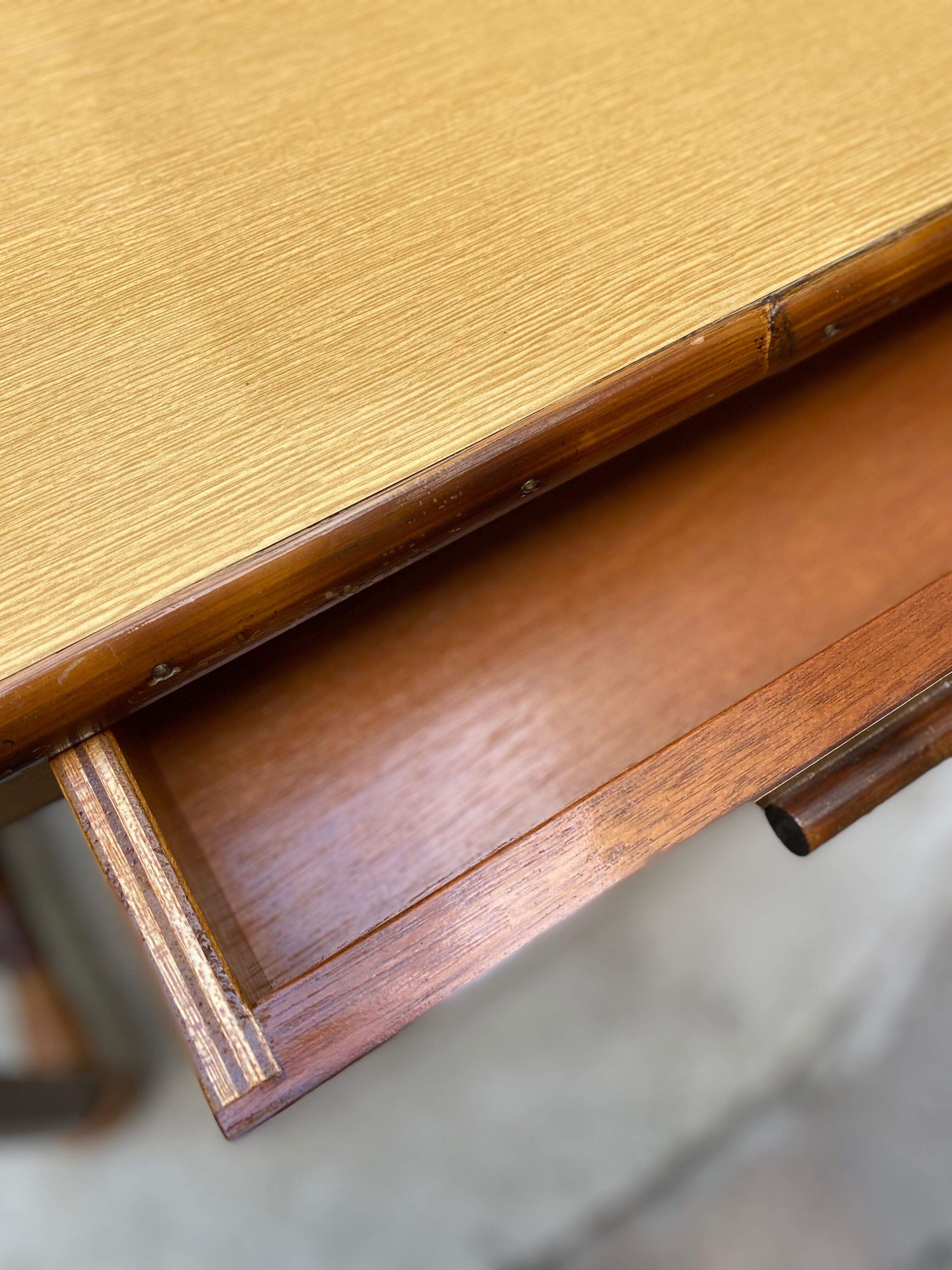 Bureau rotin années 70/80