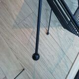 Table magazines rack