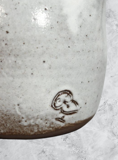 Pichet grès vintage Jeanne et Norbert Pierlot à Ratilly