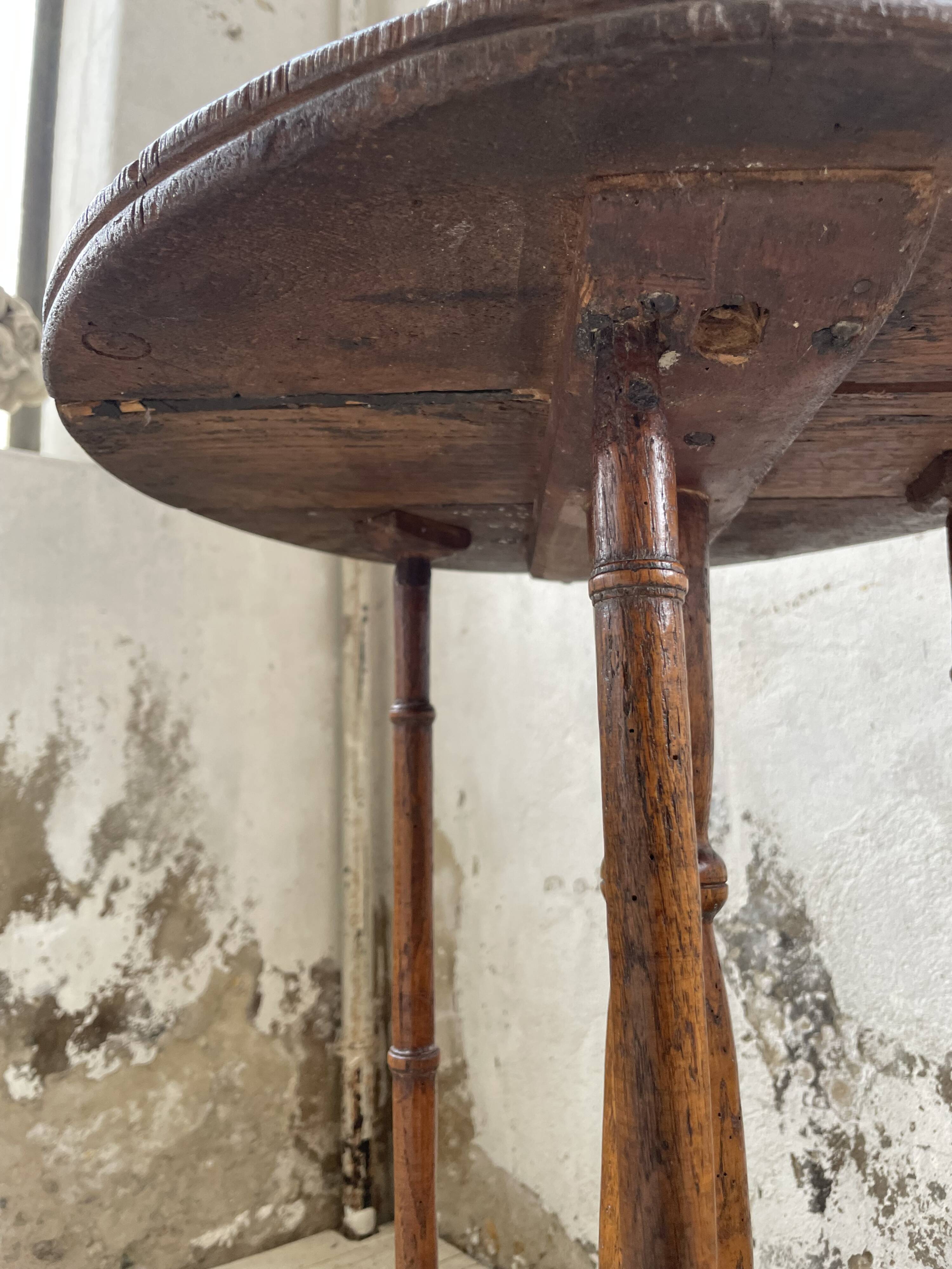 19th century oak pedestal console