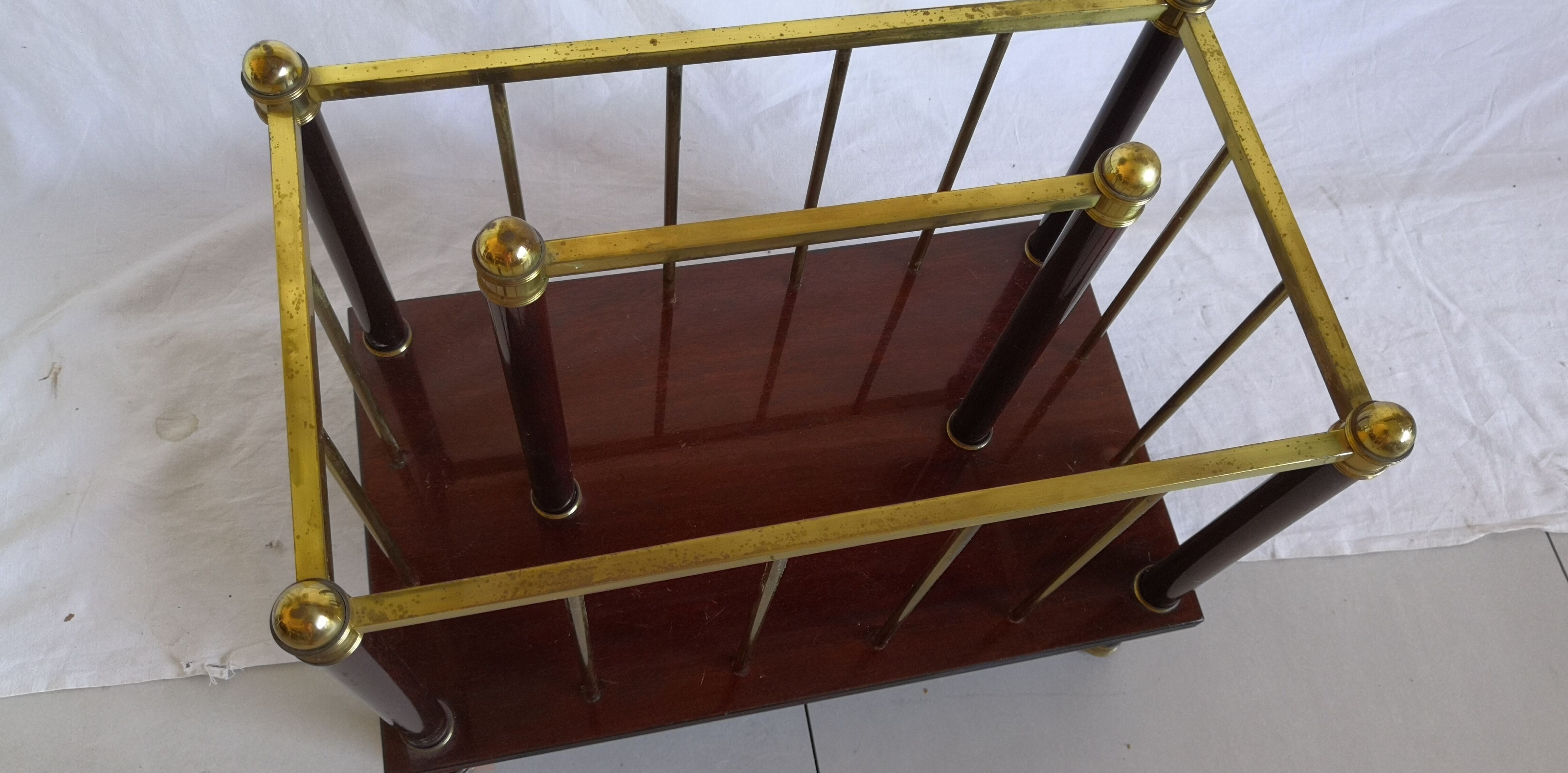 Magazine holder or vintage wood & brass bottles