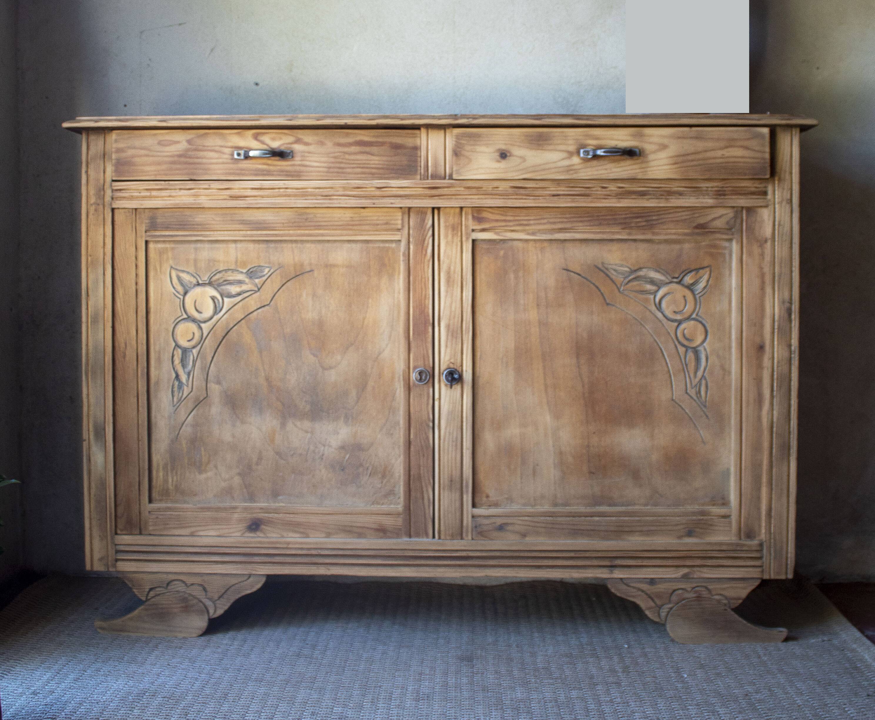 Art Deco buffet in solid wood