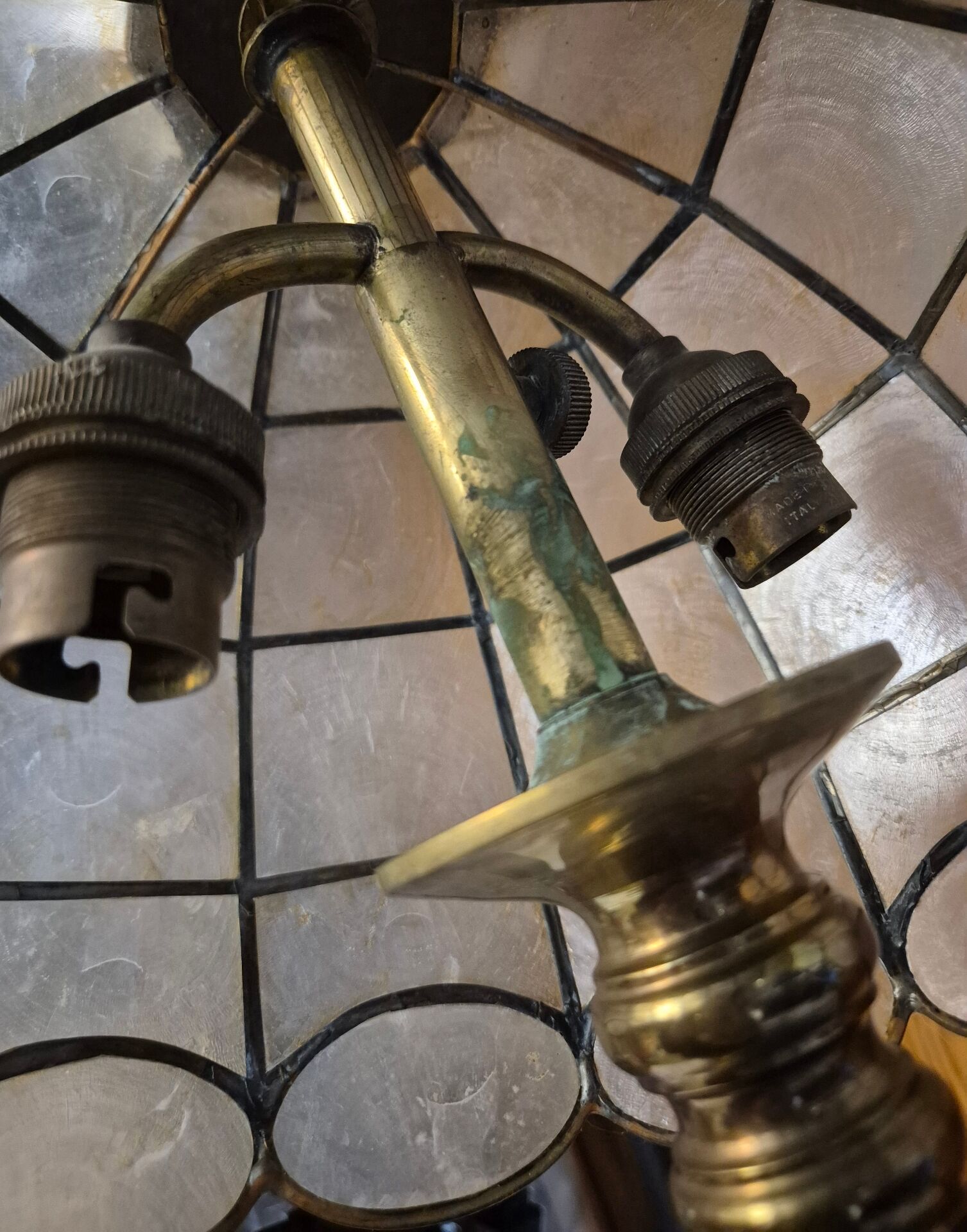lampe vintage laiton abat jour nacre art deco