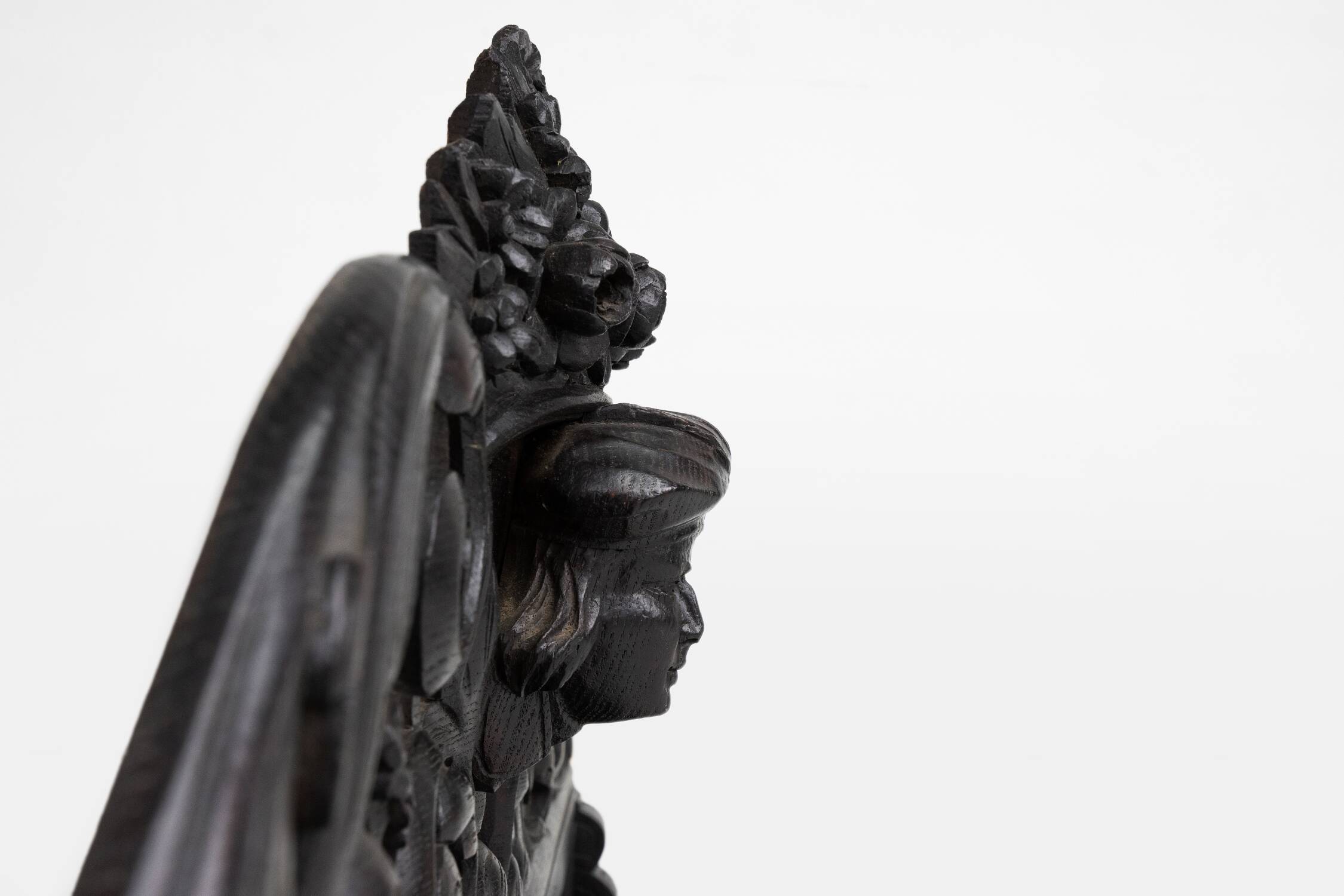 Richly carved baroque black wooden sculptured shelf, France ca. 1850