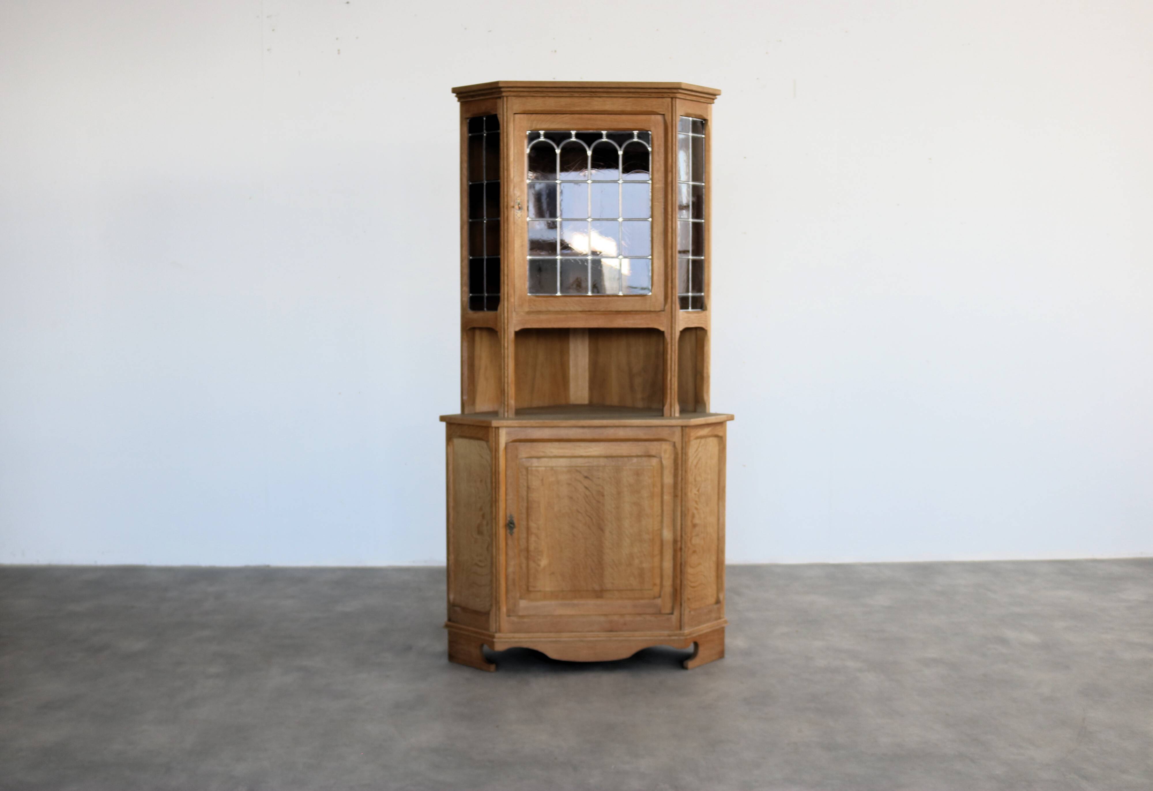 Brutalist display cabinet | corner cabinet | 1960s | Danish