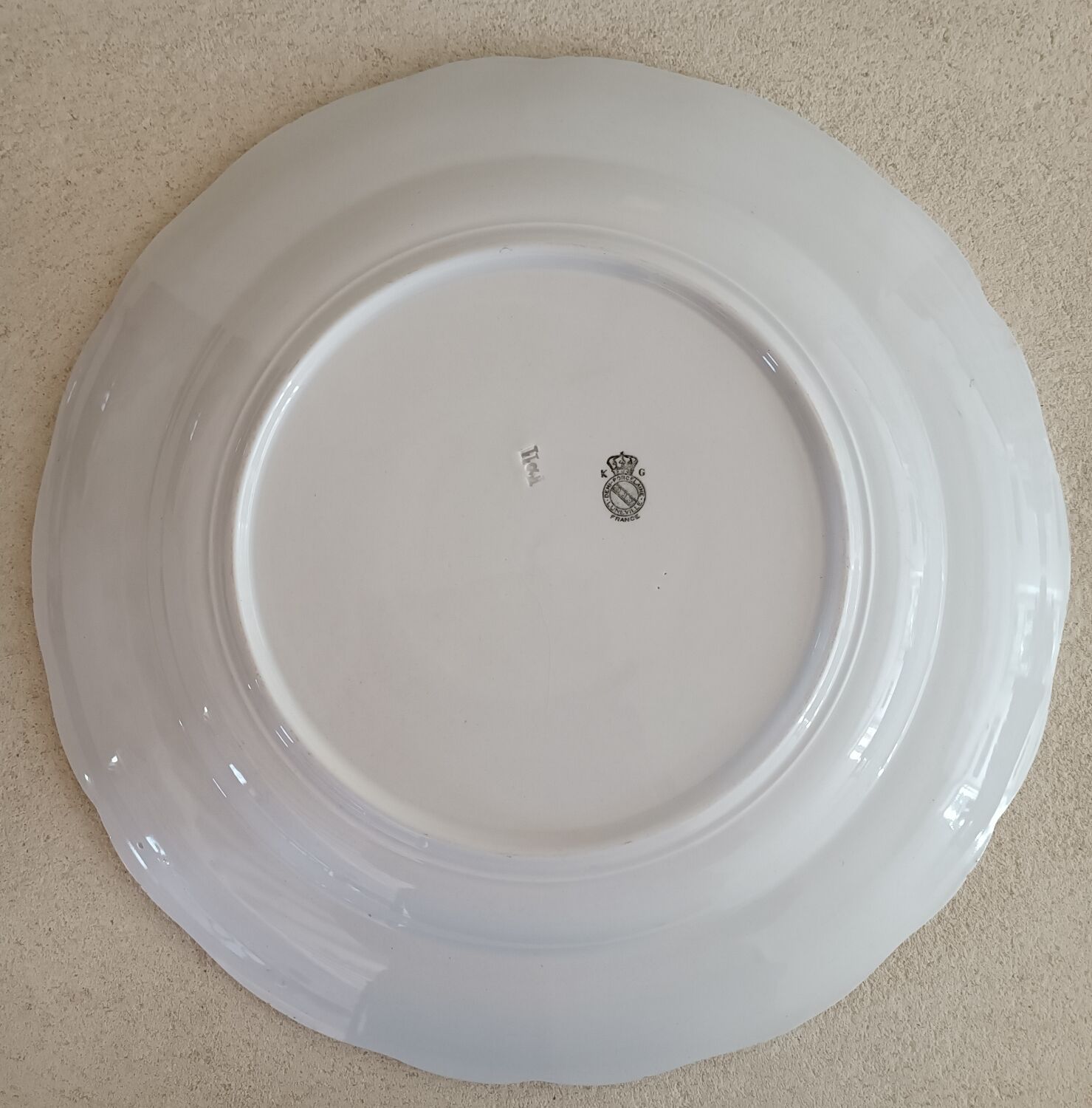 Round dish Lunéville