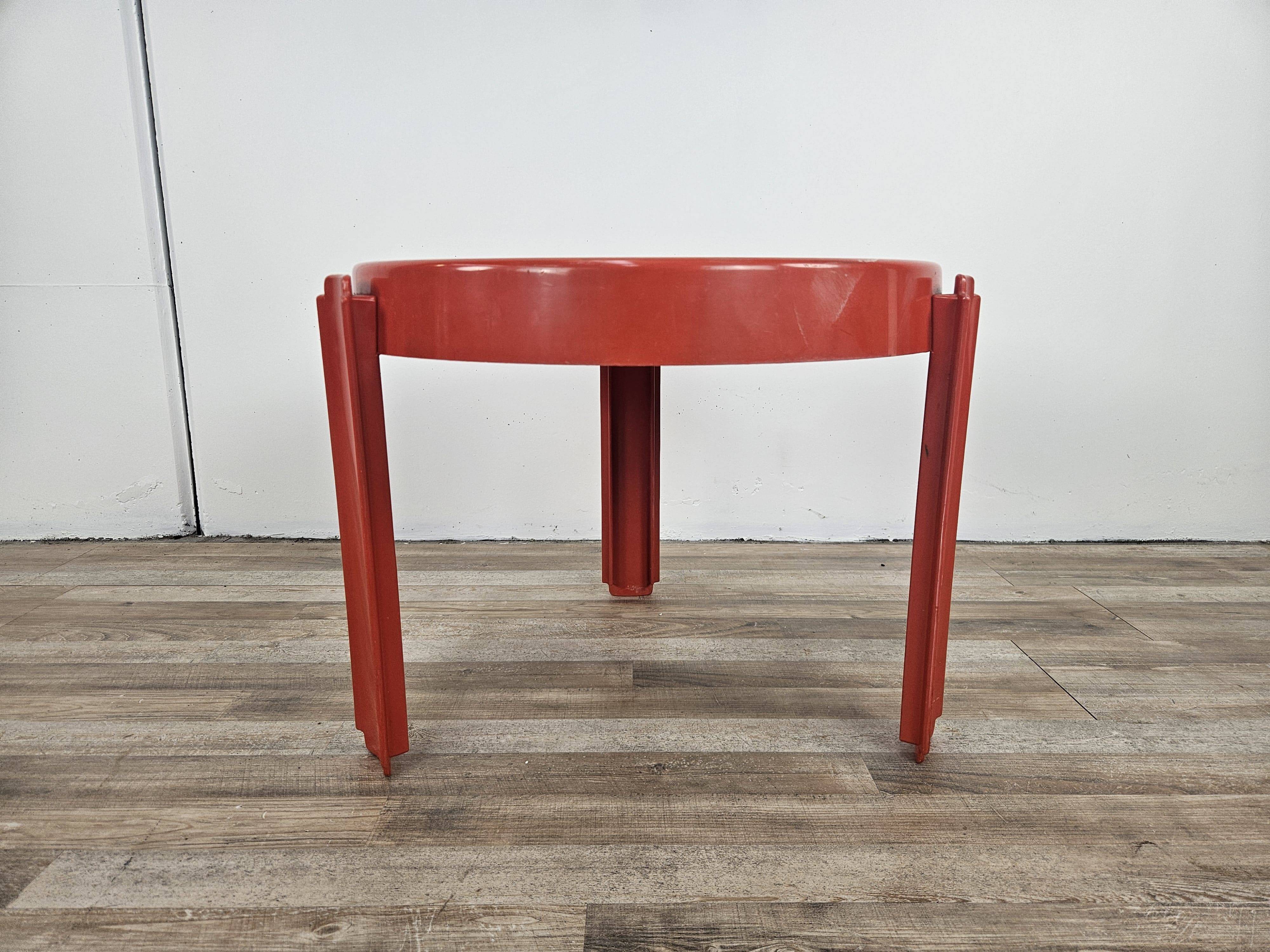 Vintage Space Age Plastic Coffee Table by Dal Vera 1970s