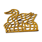 Yellow metal flat bottom patiné vintage old duck shape