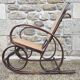 Fauteuil rocking-chair cannage et bois courbé