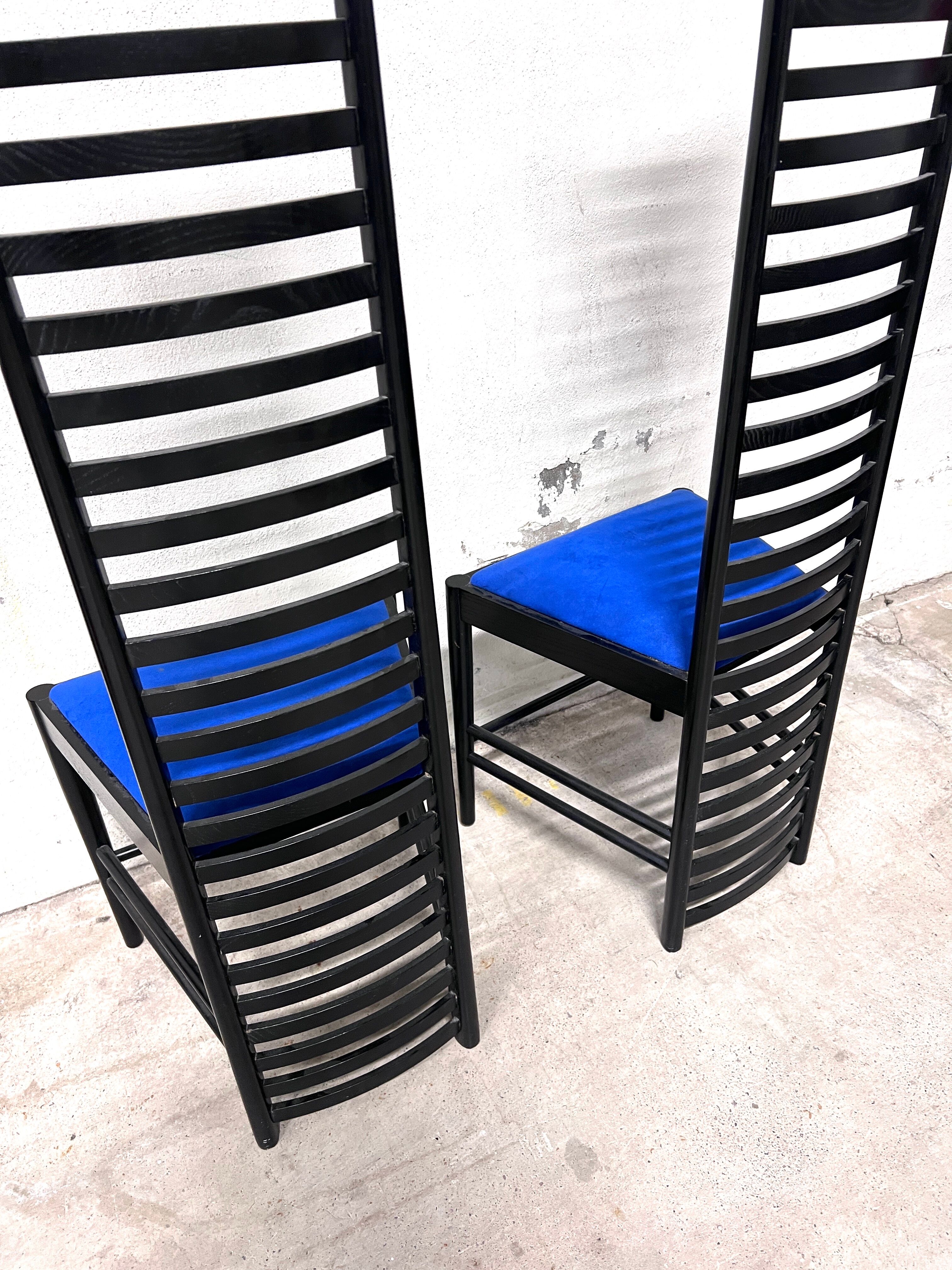 Paire de chaises Hill House par Mackintosh