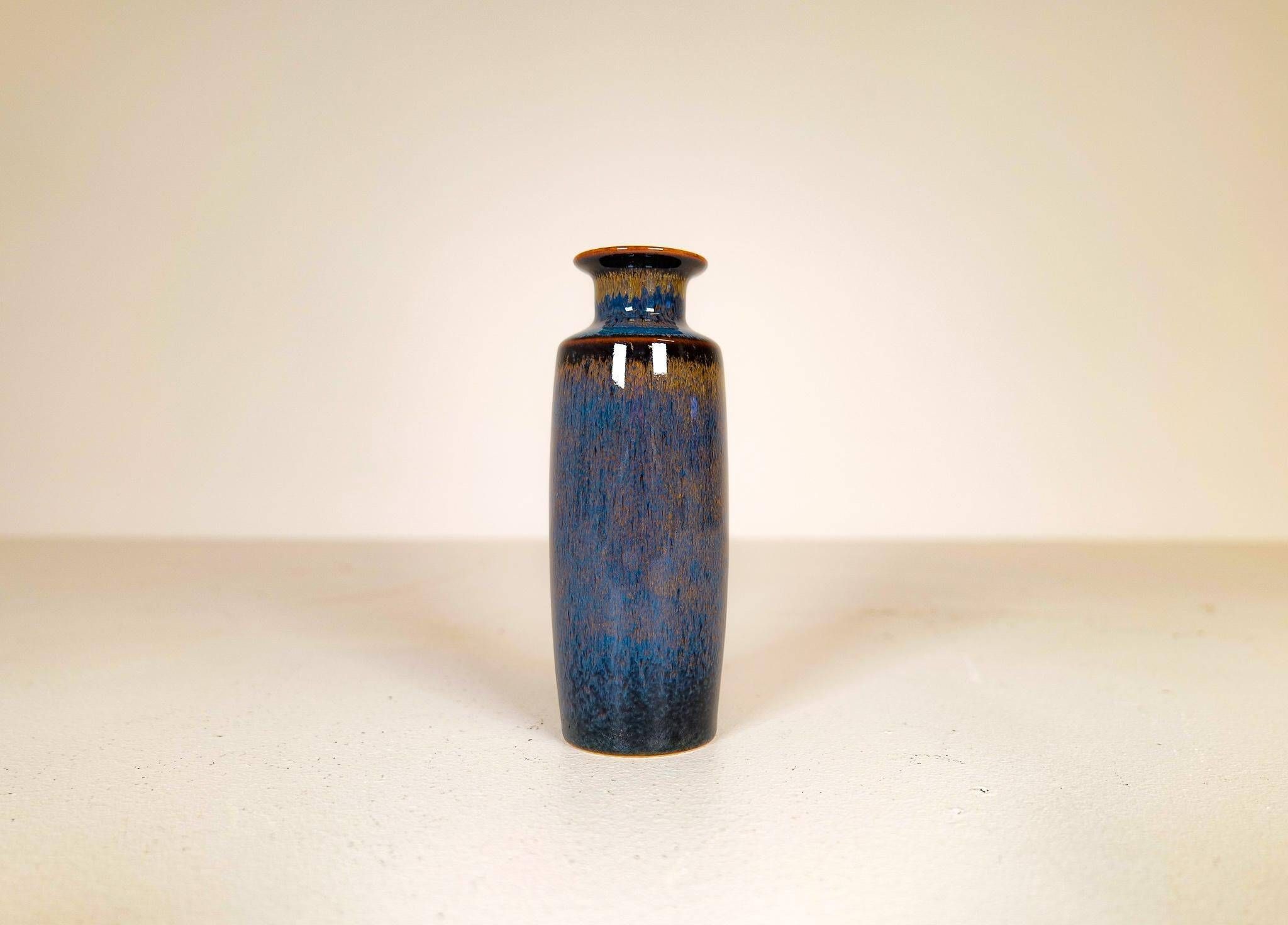 Bowl and modern vase from the mid-century Rörstrand Carl Harry Stålhane, Sweden, 1950s.