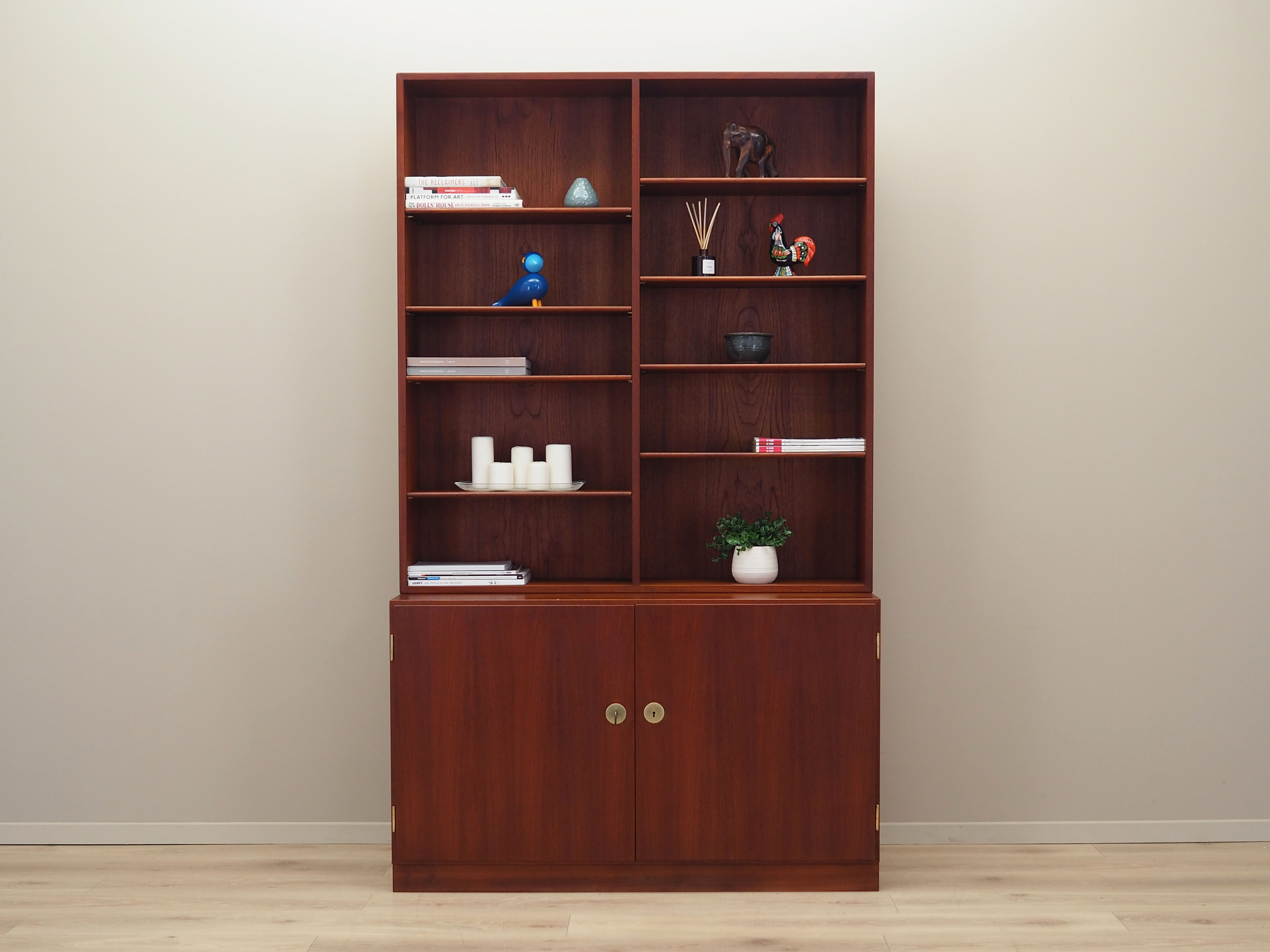 Teak bookcase, Danish design, 1960s, designer Børge Mogensen