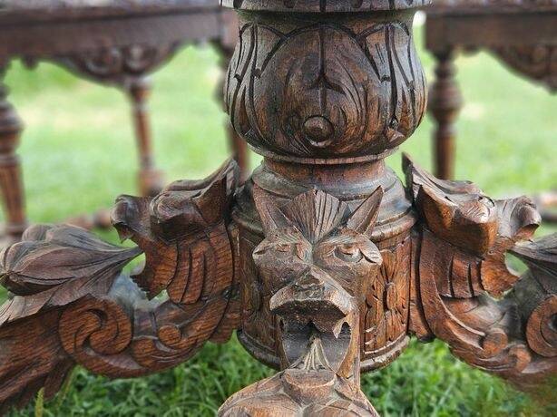 Round Table Set with 4 Character Carved Oak Chairs