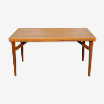 Extendable Scandinavian teak table