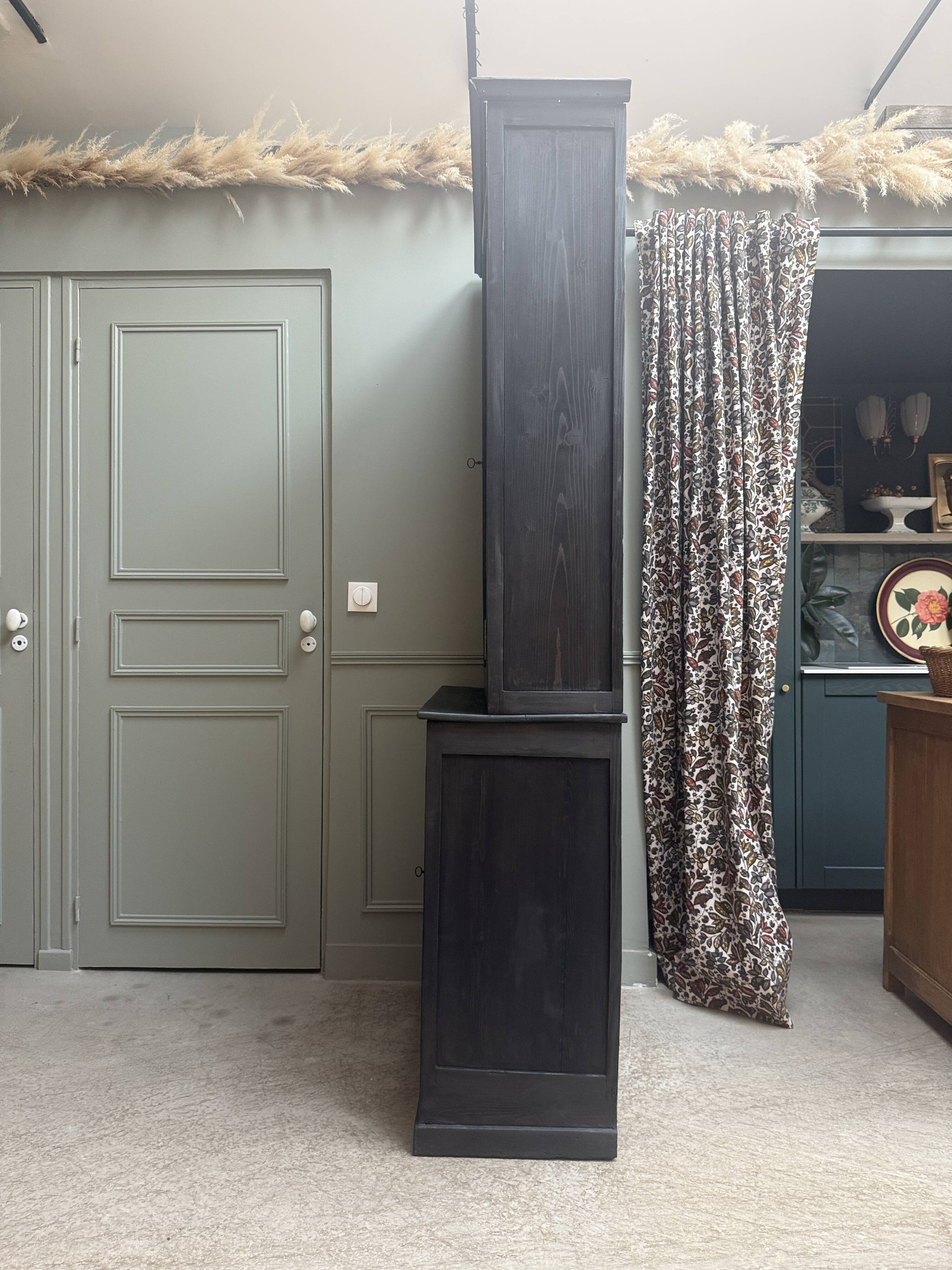 Two-body antique black sideboard (renovated)