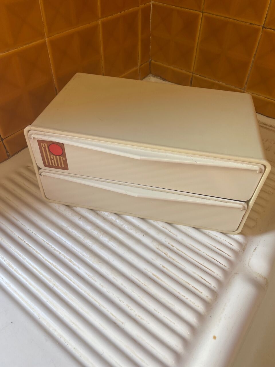 Bakelite white plastic vintage wall storage box with Flair origin label