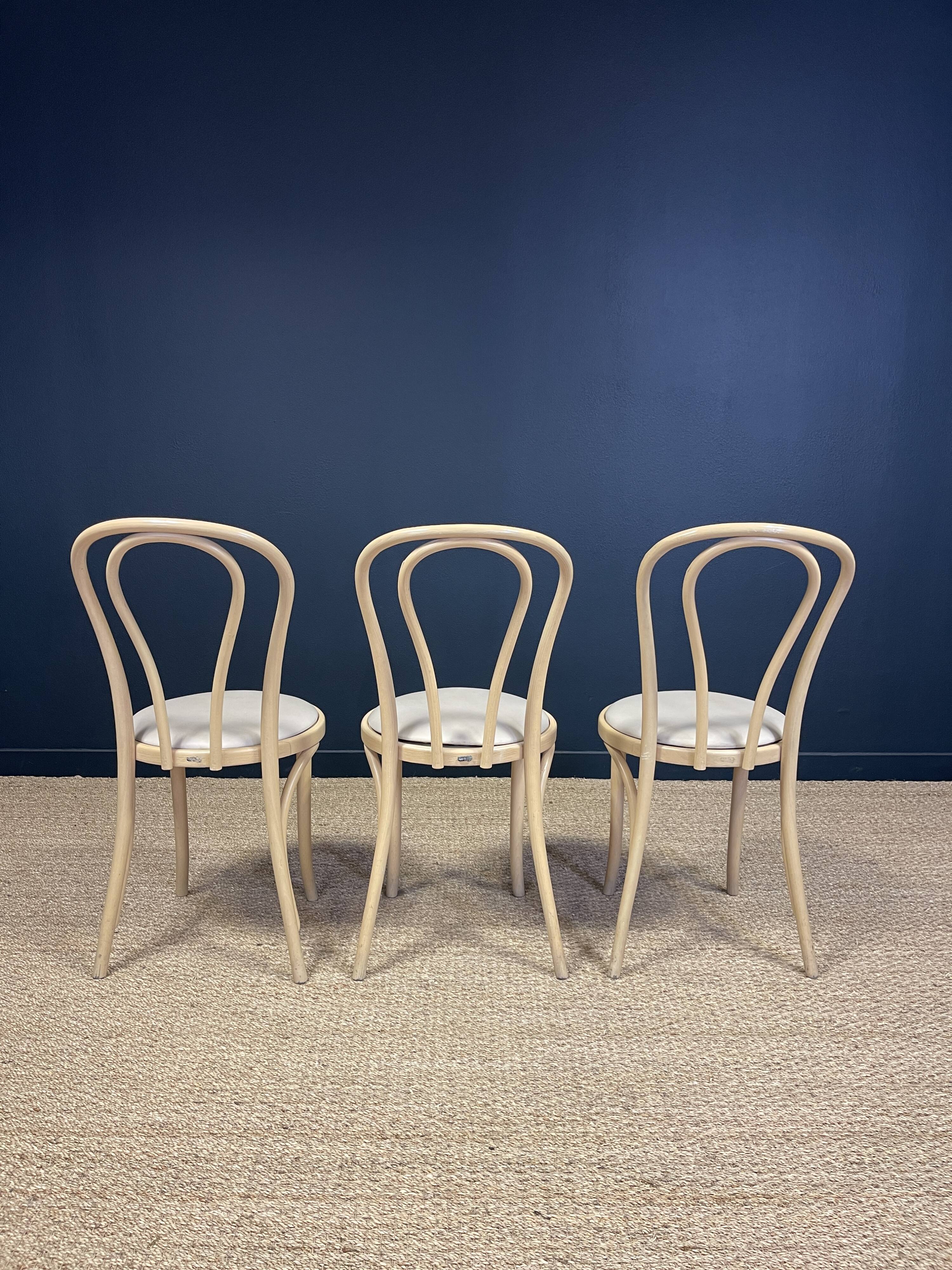 Set of 6 Thonet type bistro chairs light curved wood & Skaï GO IN Germany