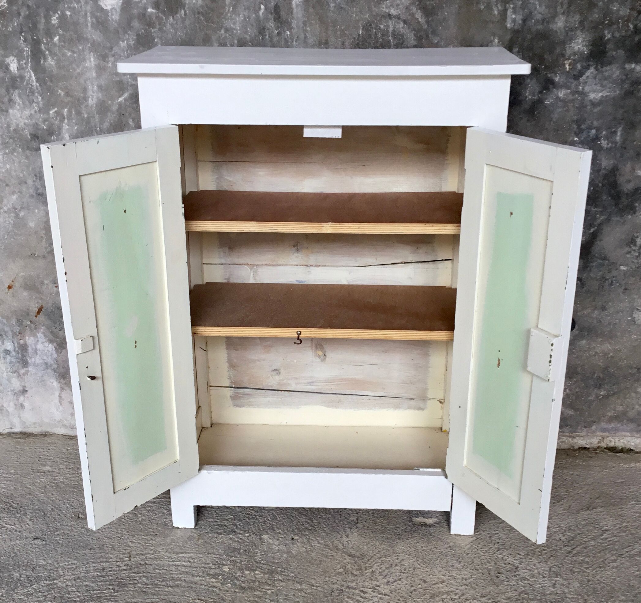 White Parisian buffet 2 doors - 1950