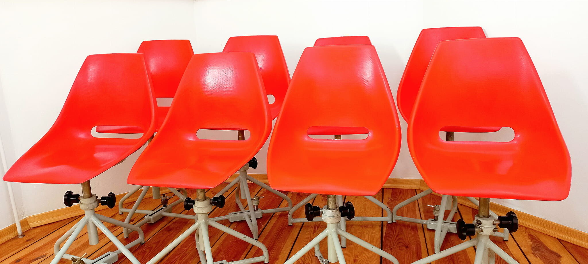 Swivel chair proj. M. Navratil for Vertex, Czechoslovakia 60"