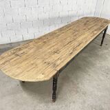 Rounded farm table 1900s model "Gadagne"
