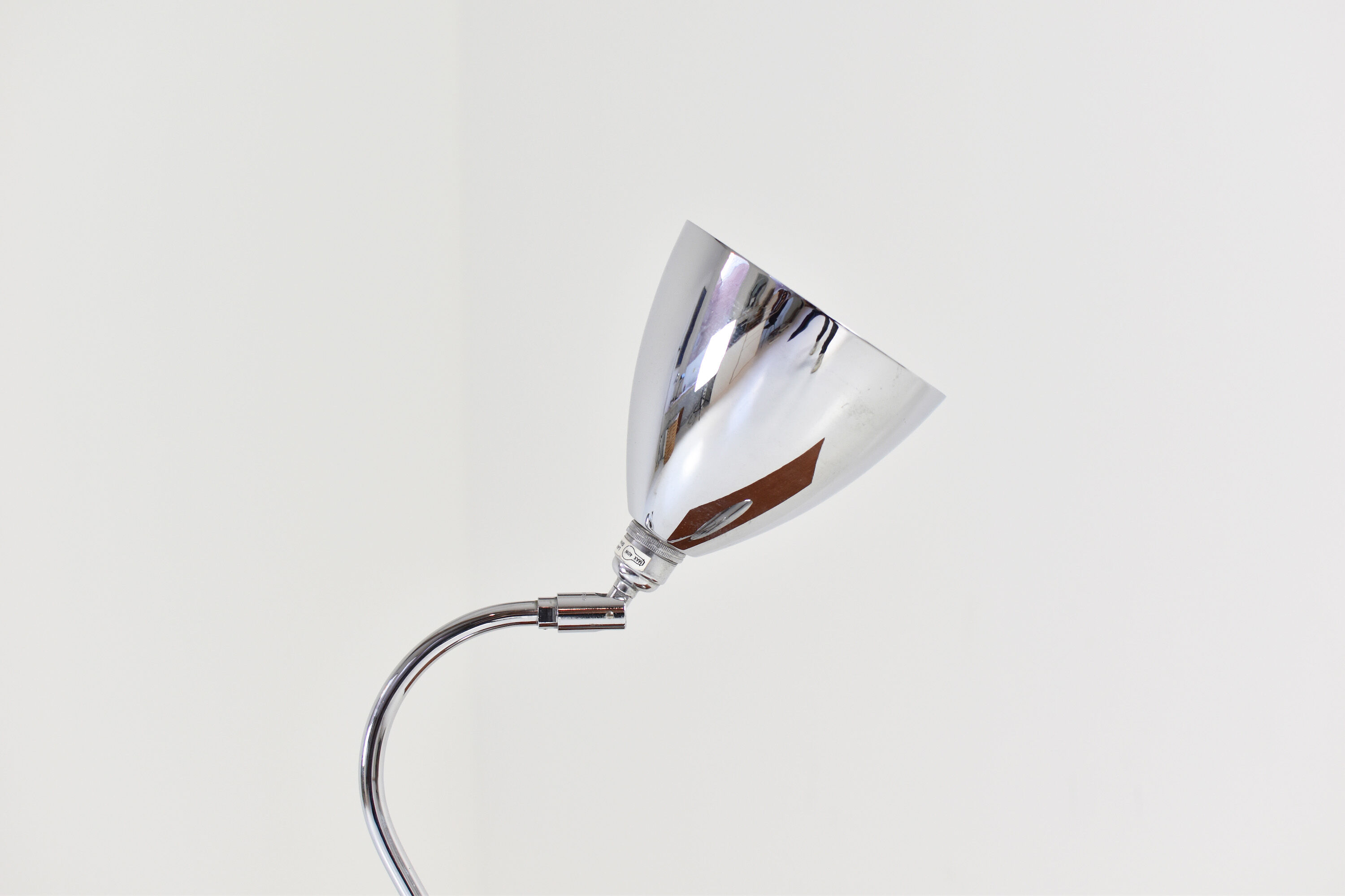 Lampe de bureau chromée du Royaume-Uni des années 1960