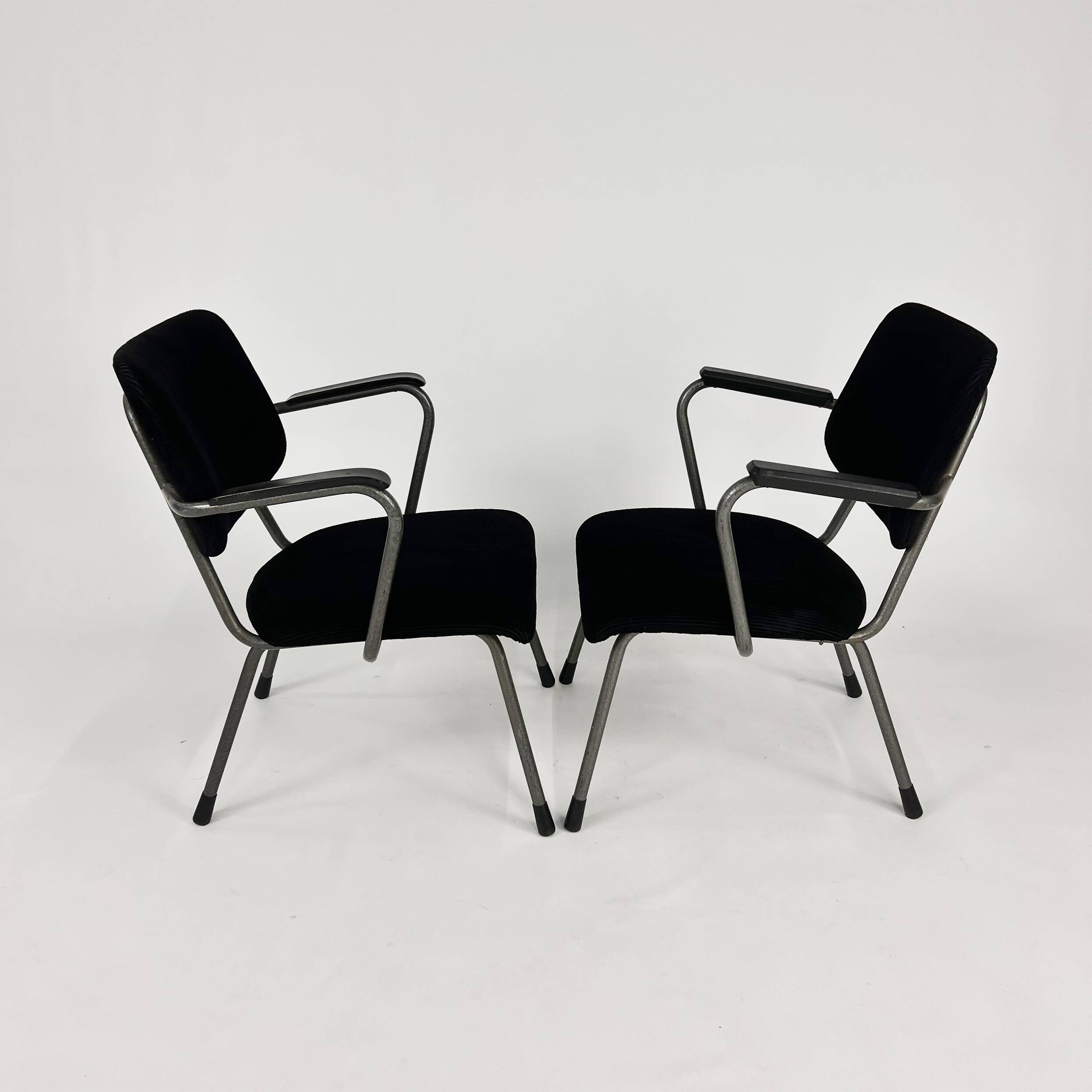 Set of 2 Gispen R5 Lounge Chairs, 1960s
