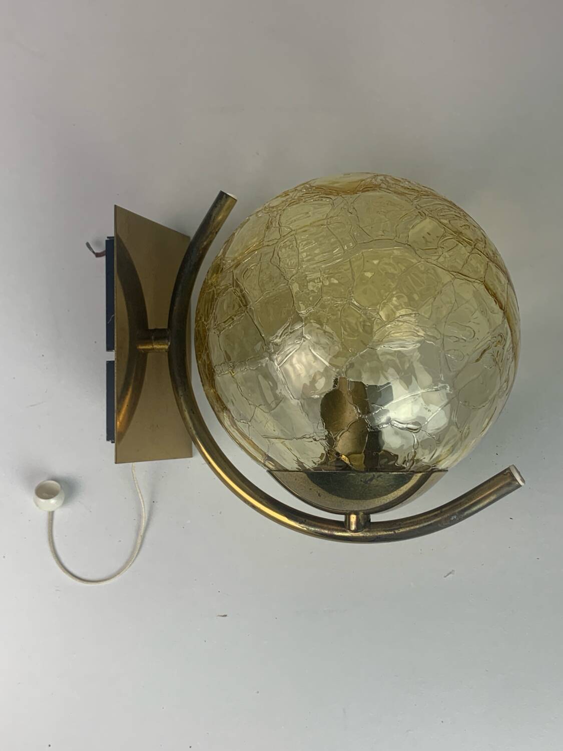 Suspension et appliques Doria en verre dépoli et appliques murales