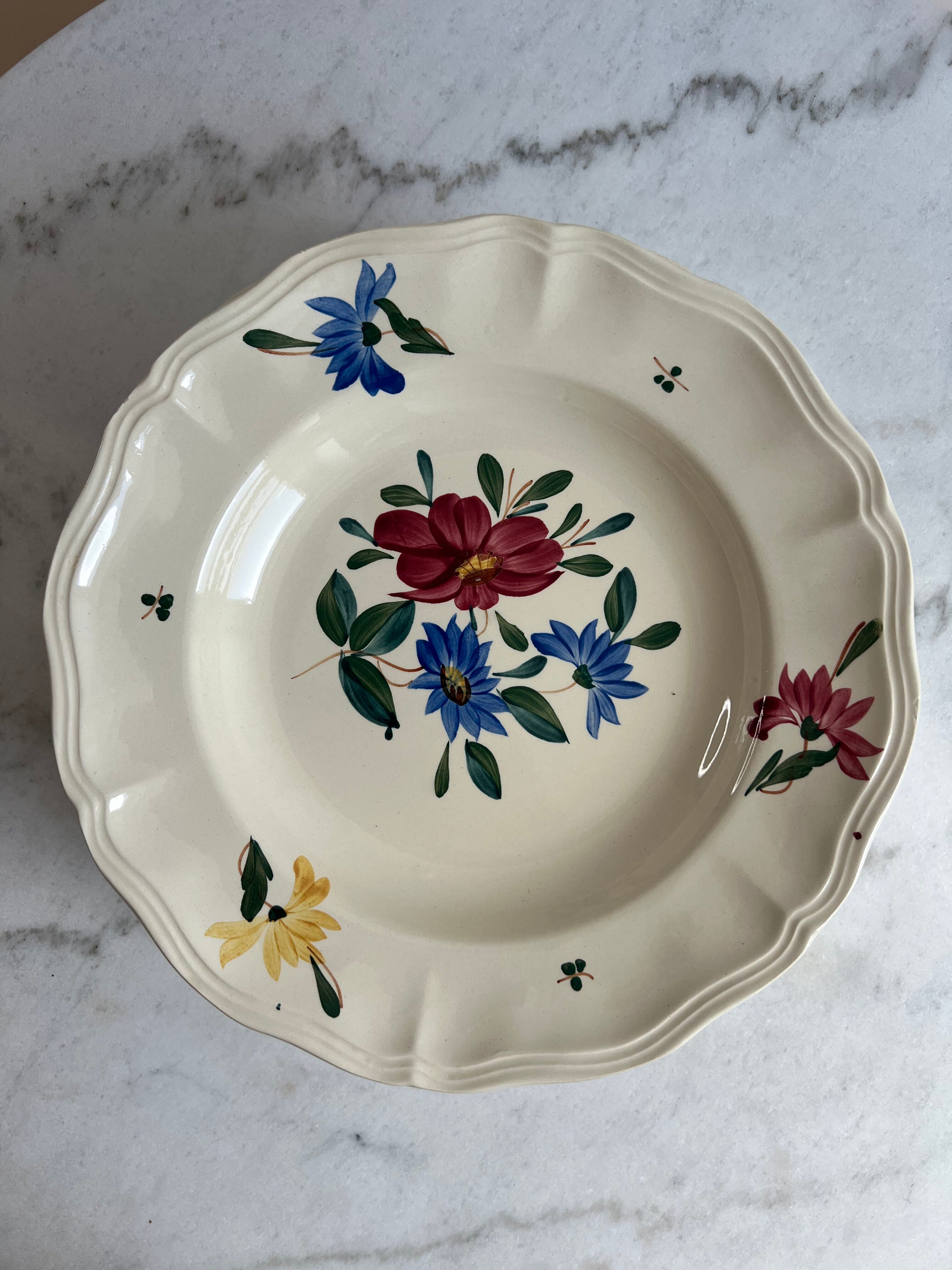 Lot 11 assiettes creuses Sarreguemines et Digoin