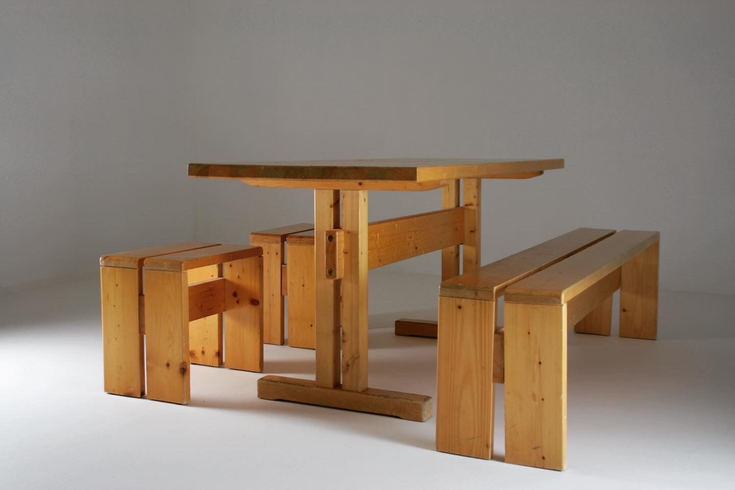Table, bench and stools Les Arcs by Charlotte Perriand, France, 1960