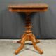 Table de salon en merisier et noyer, style Restauration – fin XIXe