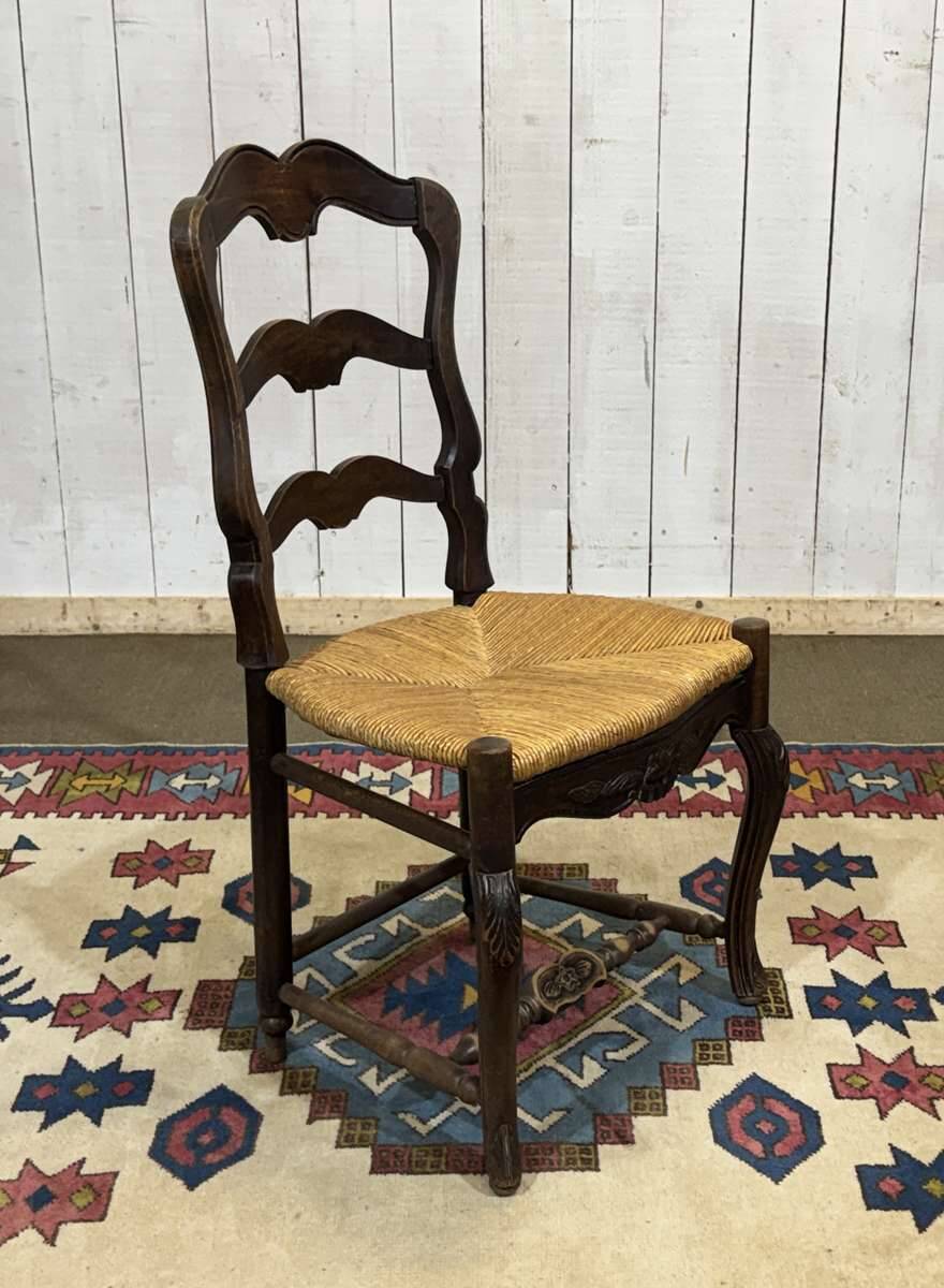 Set of 7 Louis XV style beech chairs with straw seats.