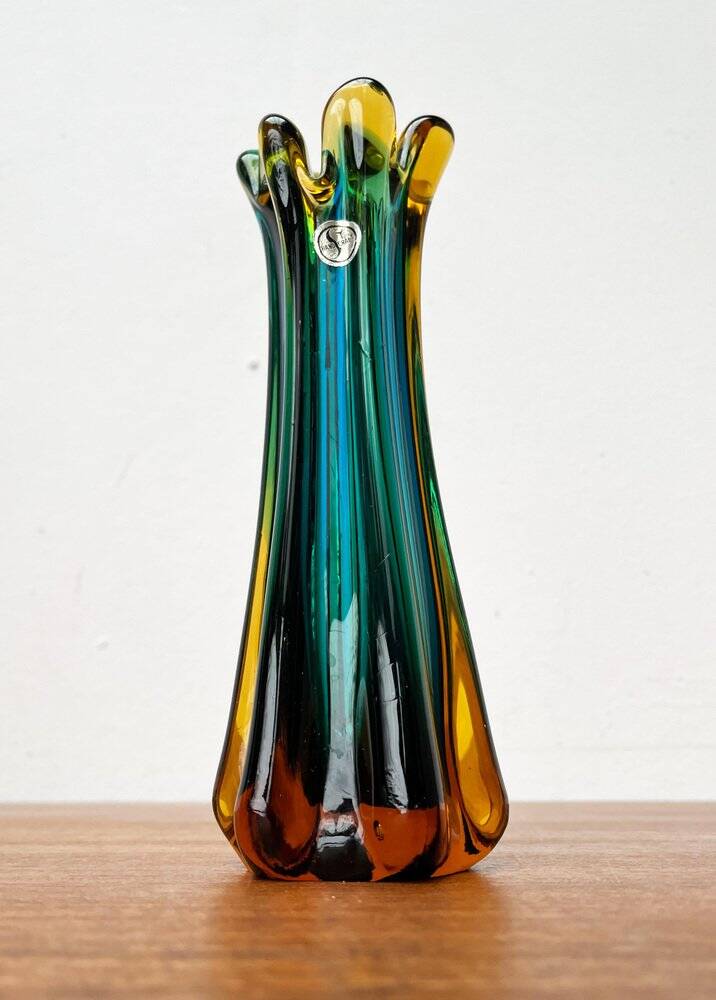 Italian Sommerso vase in Murano glass attributed to Flavio Poli for Seguso, 1970s.