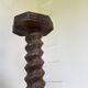 Pair of pedestal columns with oak pressing screws, 1900