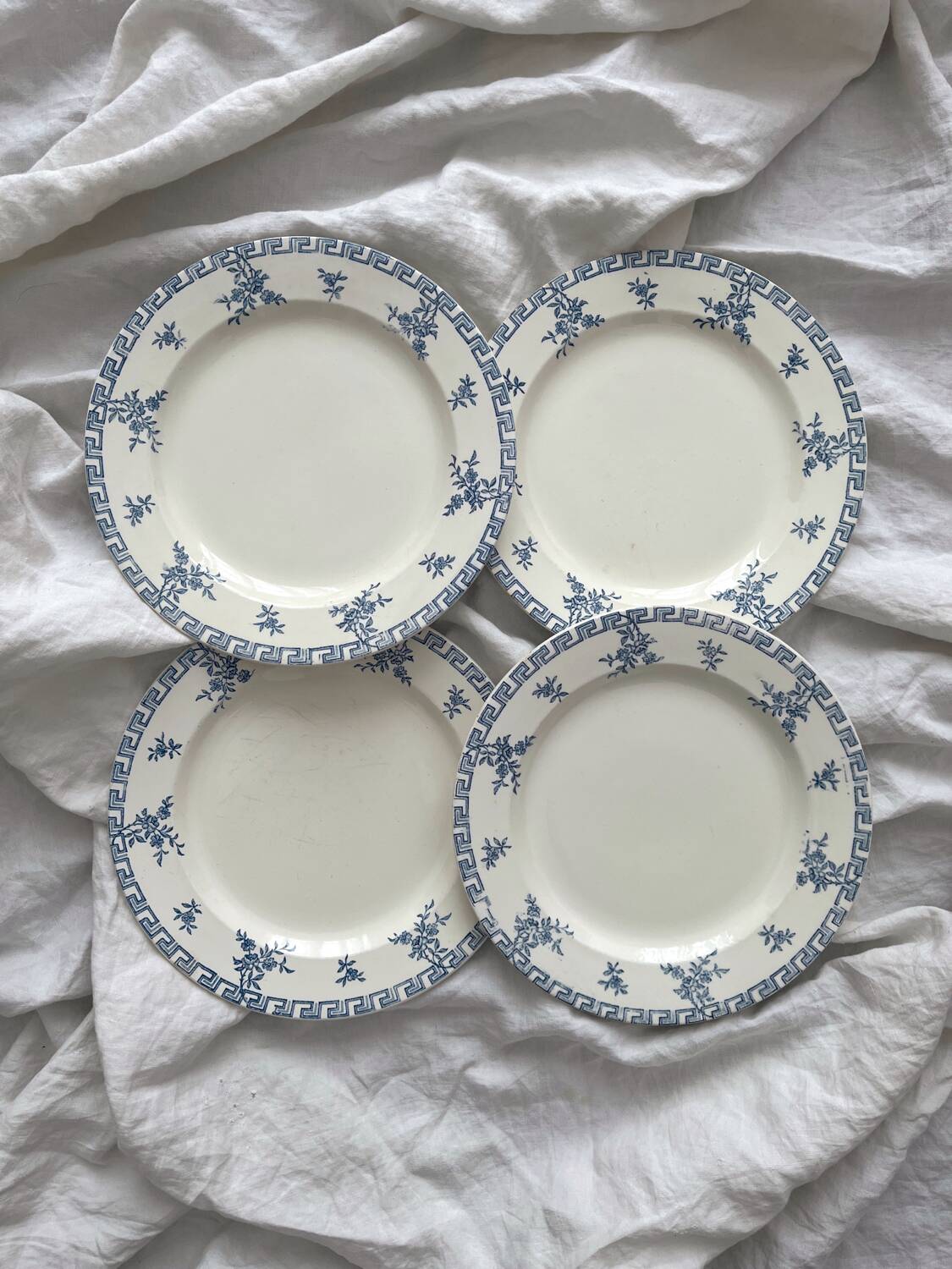 4 assiettes plates en terre de fer « Athènes » Clairefontaine