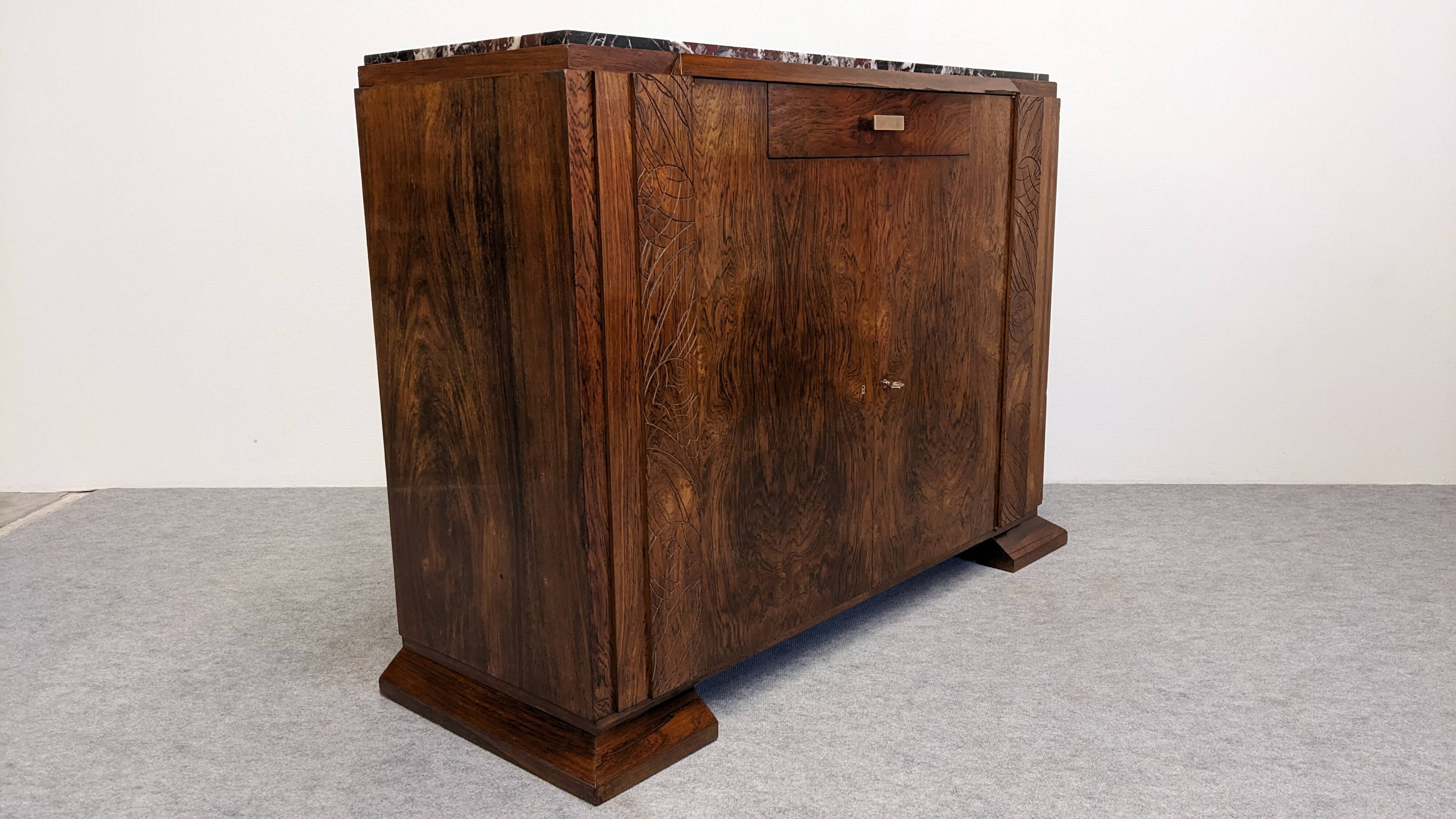Buffet Art déco en palissandre, France vers 1920