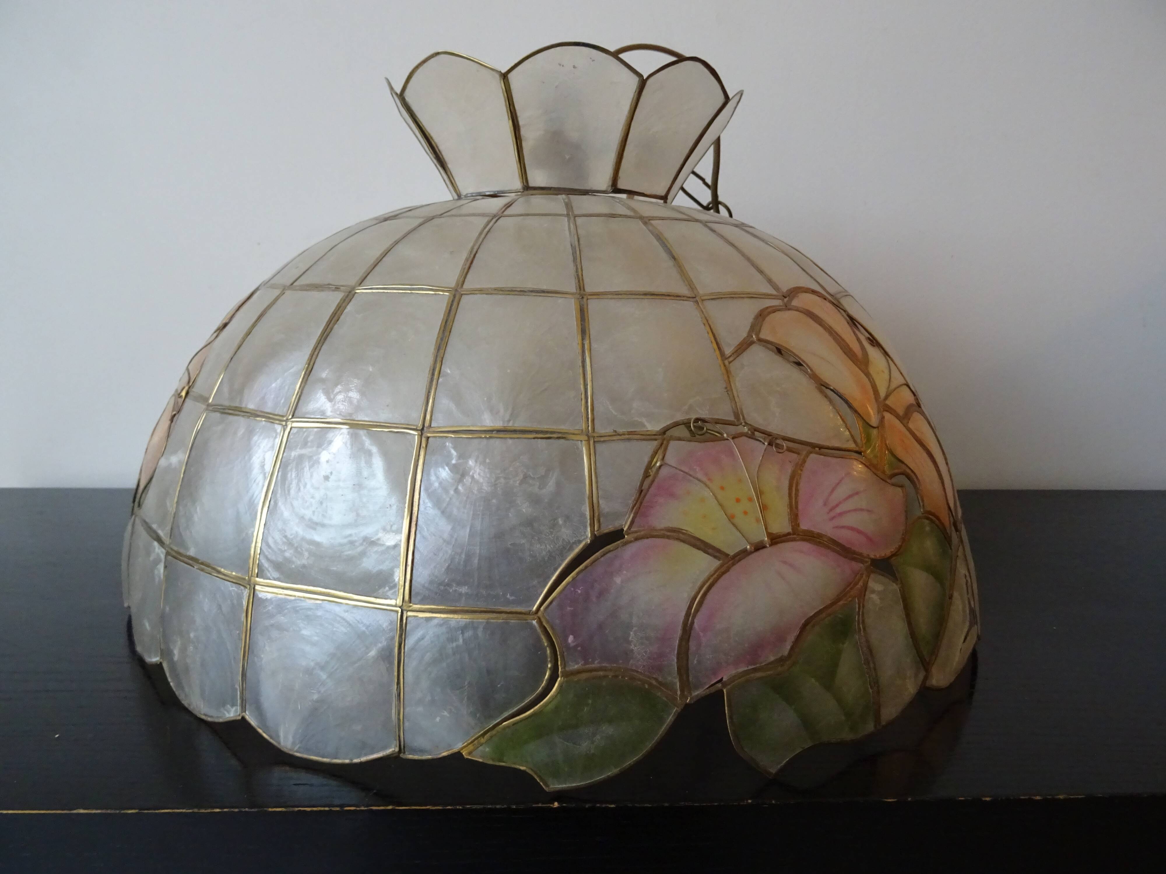 Suspension in vintage mother-of-pearl year 70