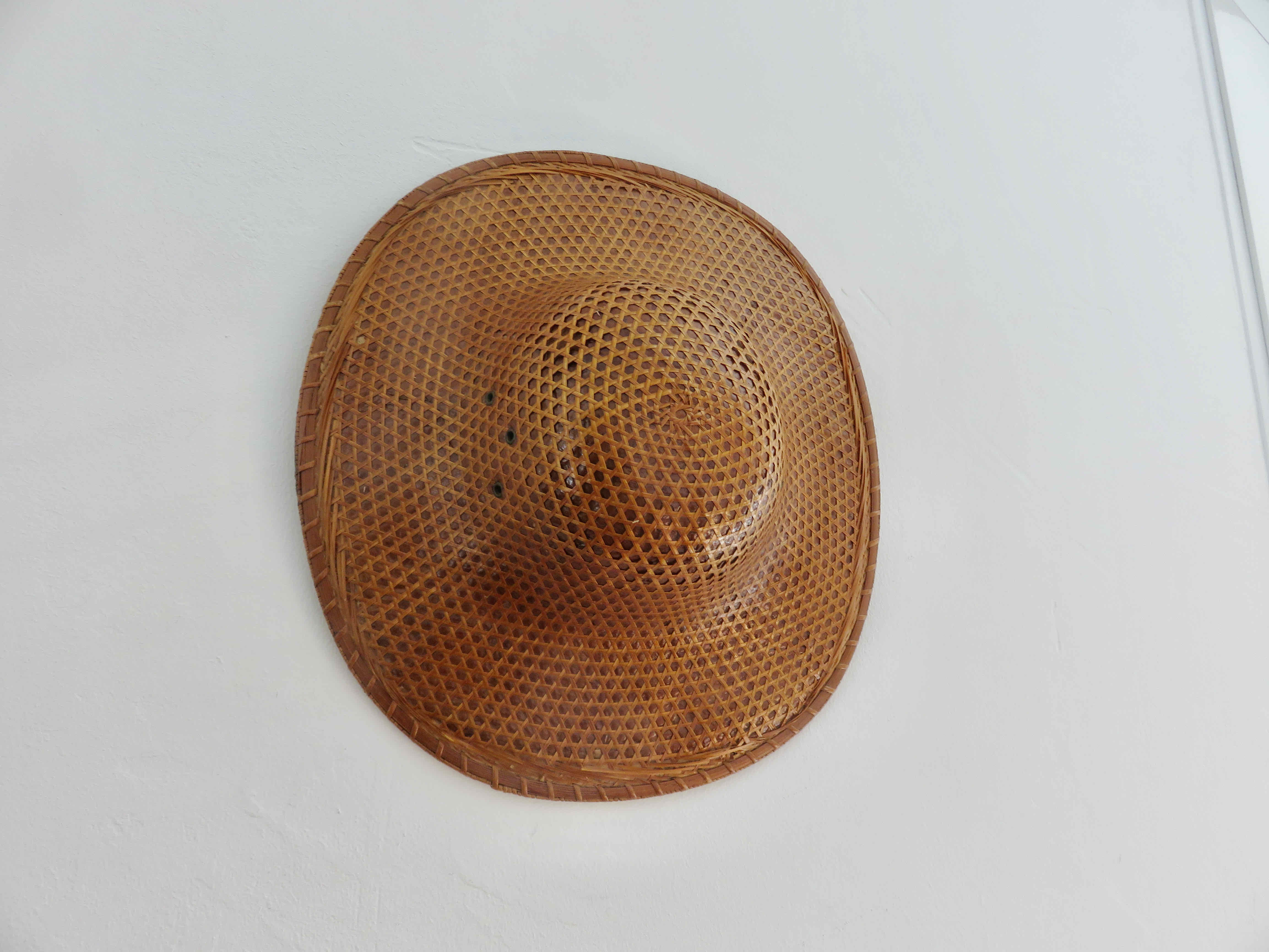 Colonial hat in rattan canning 70s