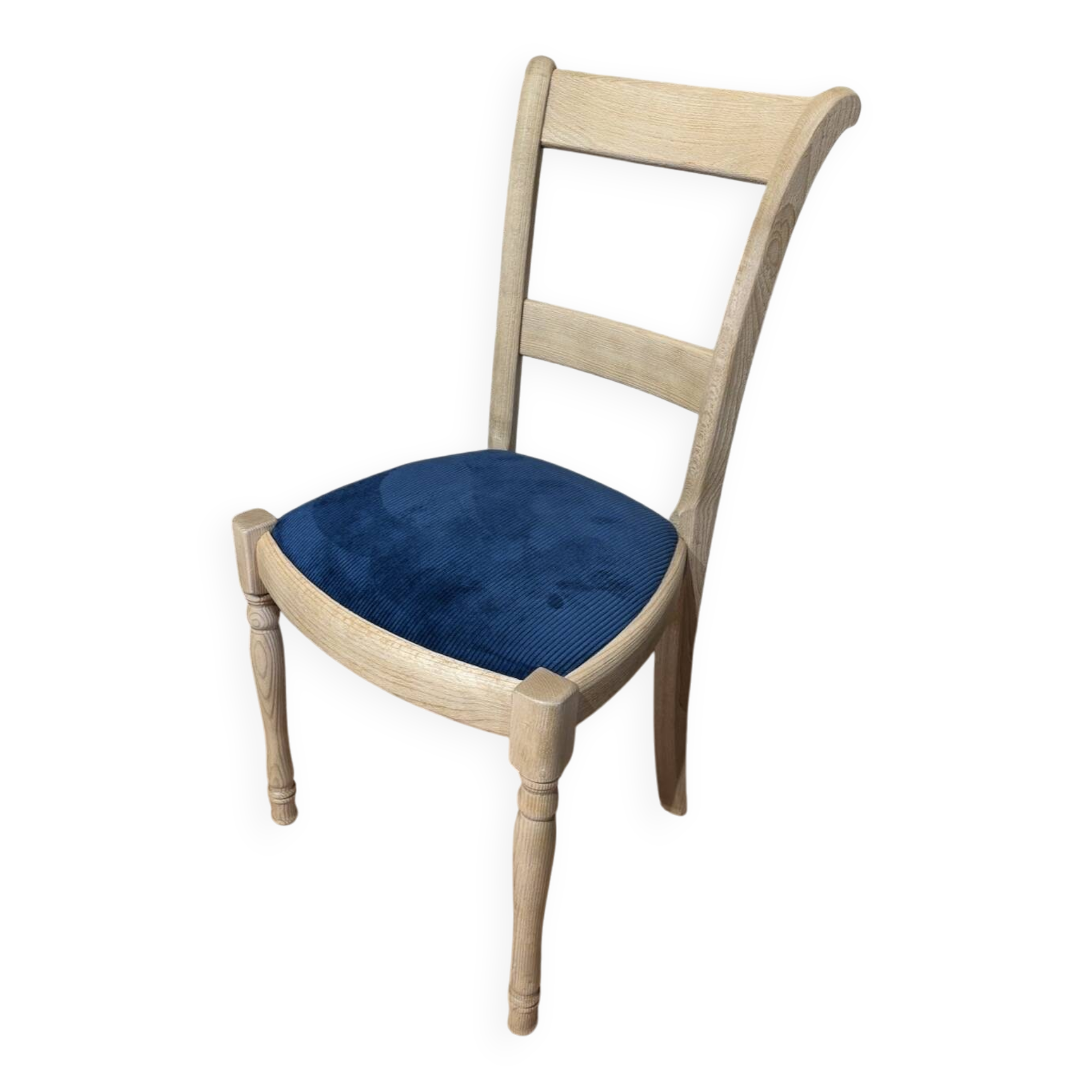 4 chairs with midnight blue velvet seats