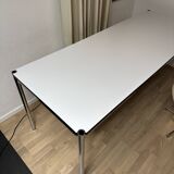 USM Haller desk in pearl grey laminate