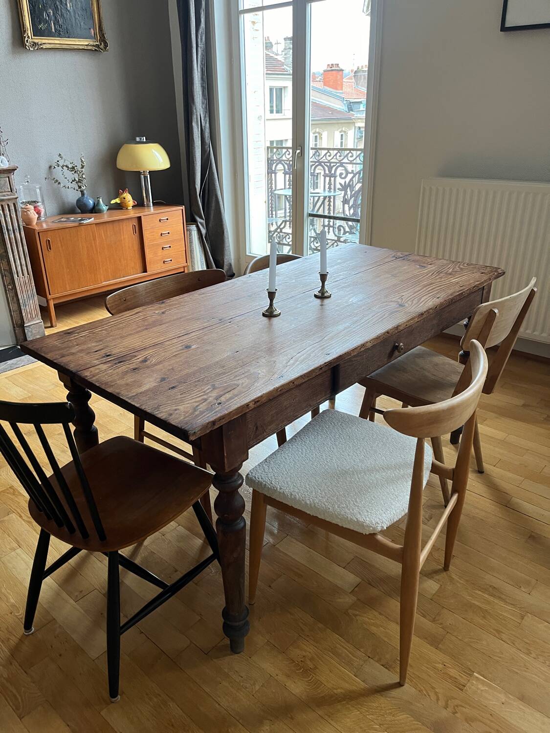Pegged farm table