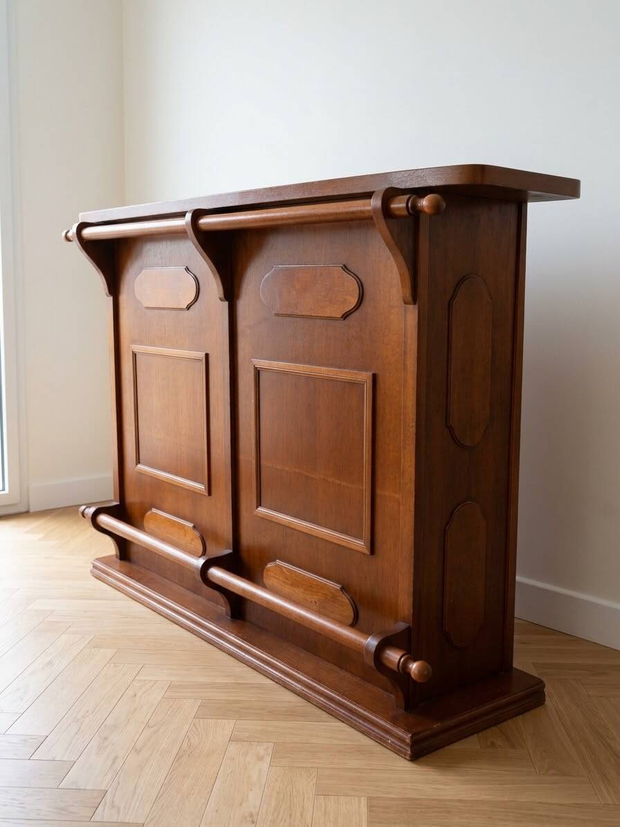 Meuble bar en bois massif style traditionnel